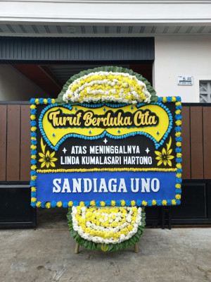 Papan Bunga Duka di Tigalingga